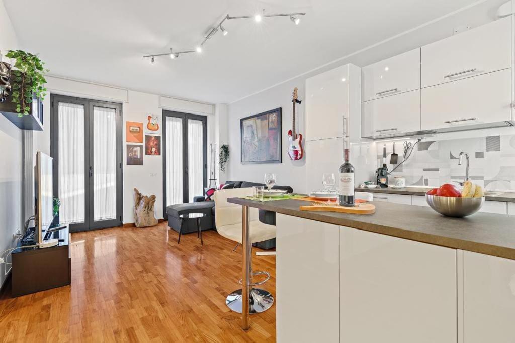 Milano-M1 Rock House Apartment Ngoại thất bức ảnh
